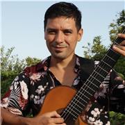 Chitarrista argentino offre lezioni di chitarra ad adulti e bambini, qualsiasi livello